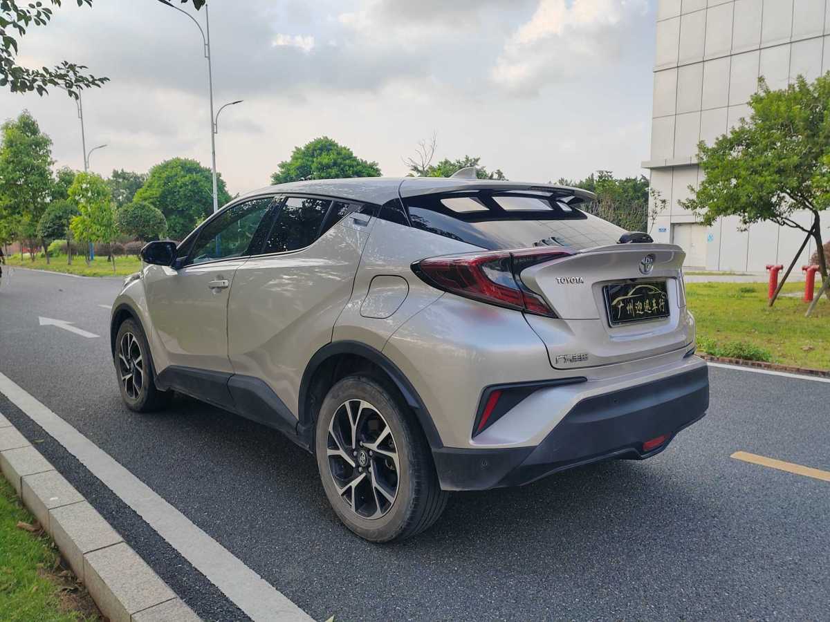 豐田 C-HR  2018款 2.0L 豪華版 國(guó)V圖片