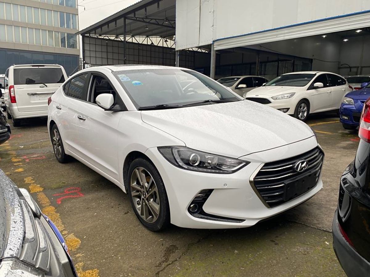 現(xiàn)代 領(lǐng)動  2016款 1.6L 自動智炫?豪華型圖片