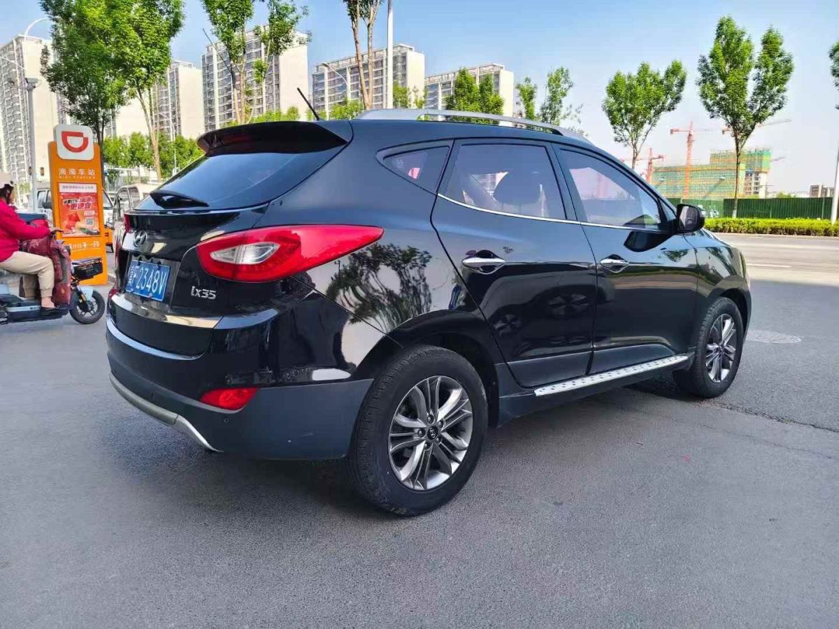 現(xiàn)代 ix35  2015款 2.0 GLS 四驅(qū)智能型圖片