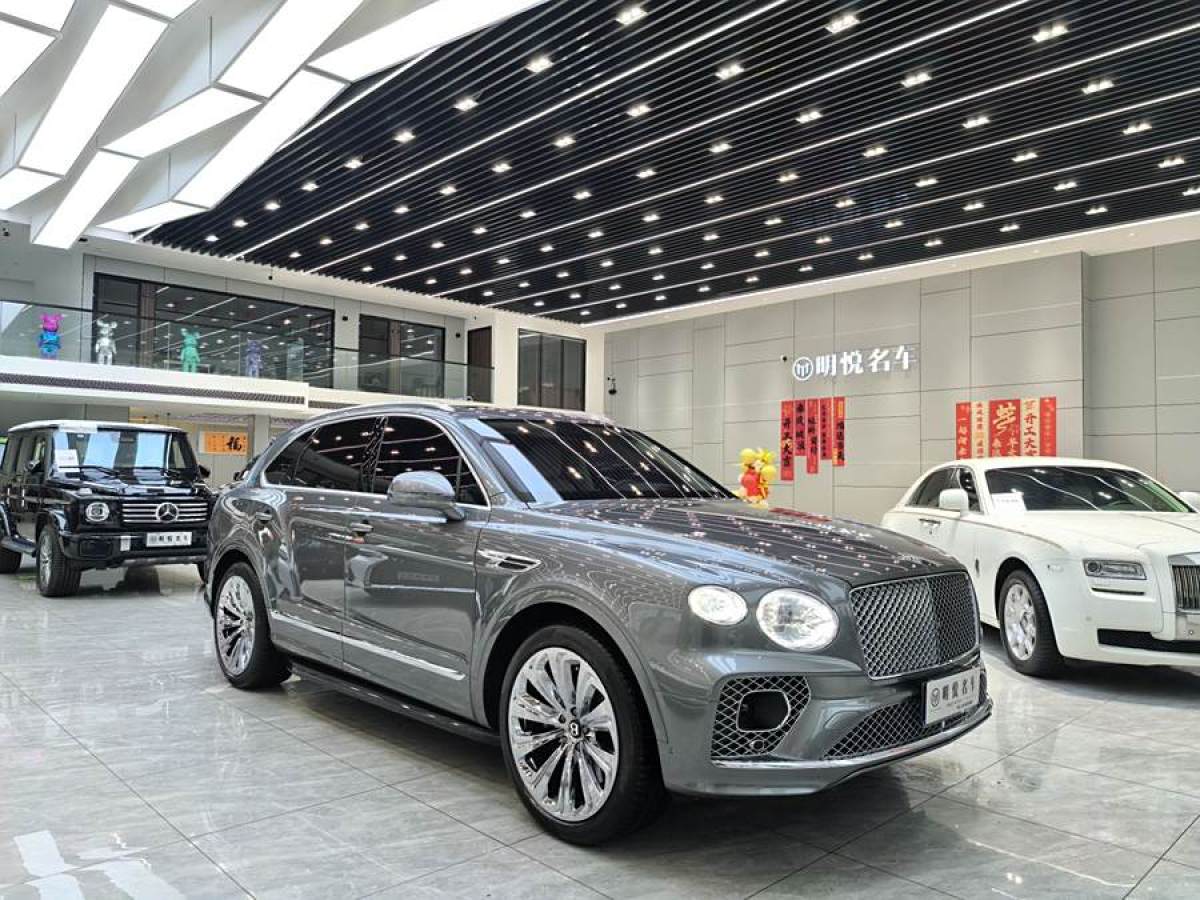 賓利 添越PHEV  2023款 3.0T PHEV圖片