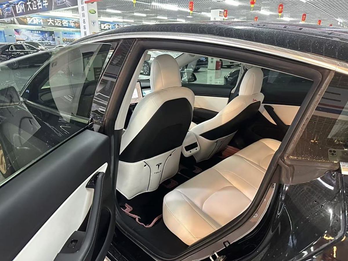 特斯拉 Model 3  2020款 改款 標準續(xù)航后驅(qū)升級版圖片