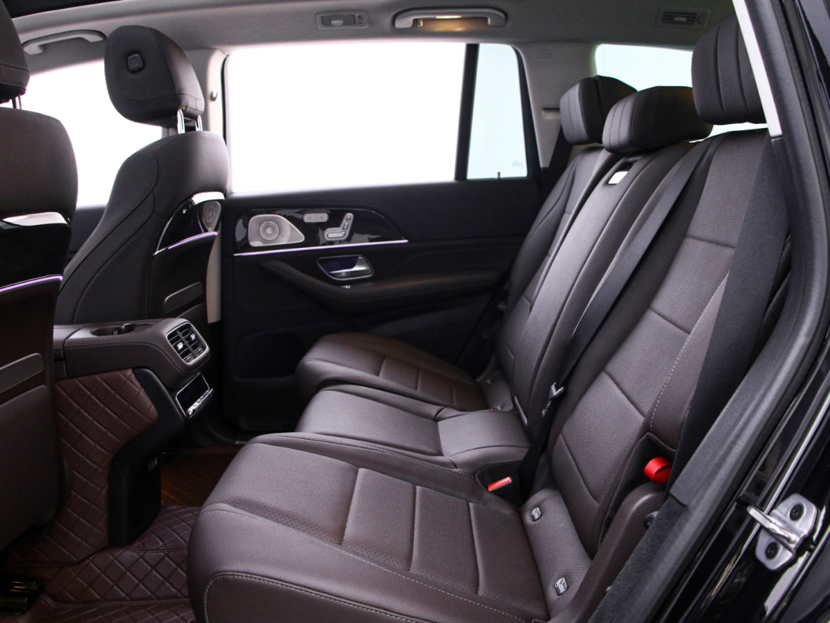 奔馳 奔馳GLS 2023款 改款 GLS 450 4MATIC 時(shí)尚型圖片