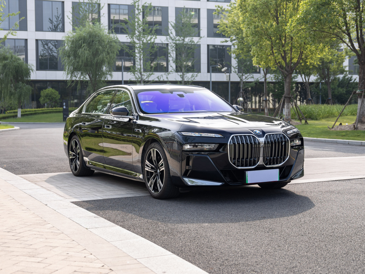 寶馬 寶馬i7  2023款 xDrive60L M運動套裝圖片