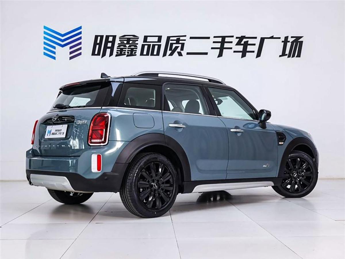 MINI COUNTRYMAN  2023款 改款 1.5T COOPER ALL4 鑒賞家圖片