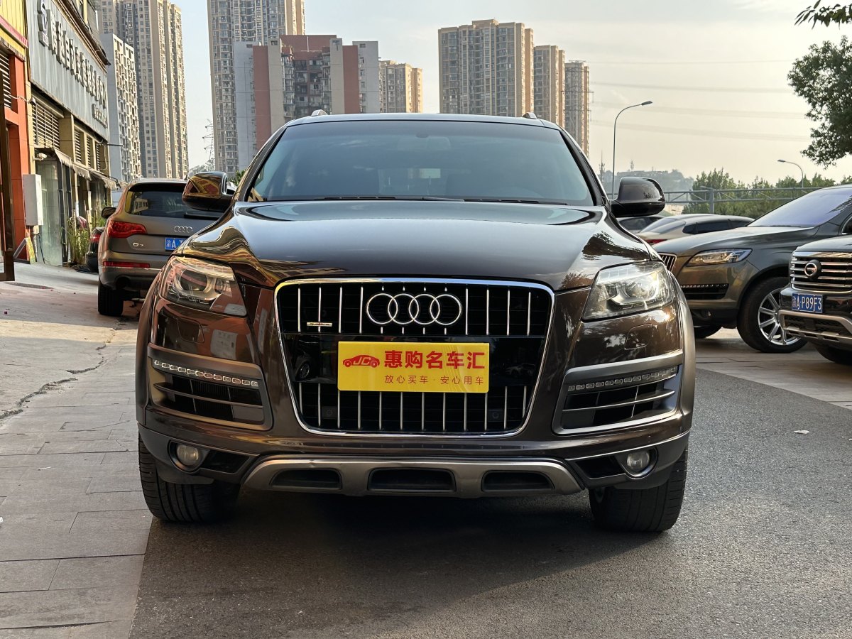 奧迪 奧迪Q7  2014款 35 TFSI 運(yùn)動(dòng)型圖片