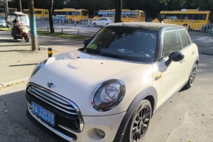 MINI MINI 1.5T COOPER Fun 五门版