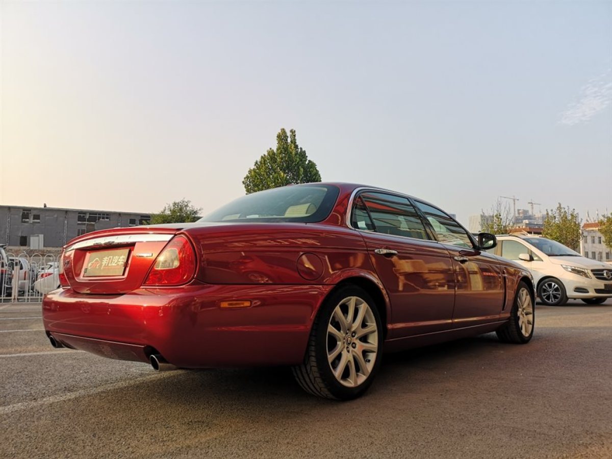 捷豹xj 2007款 xj6l 3.0皇家加長版圖片