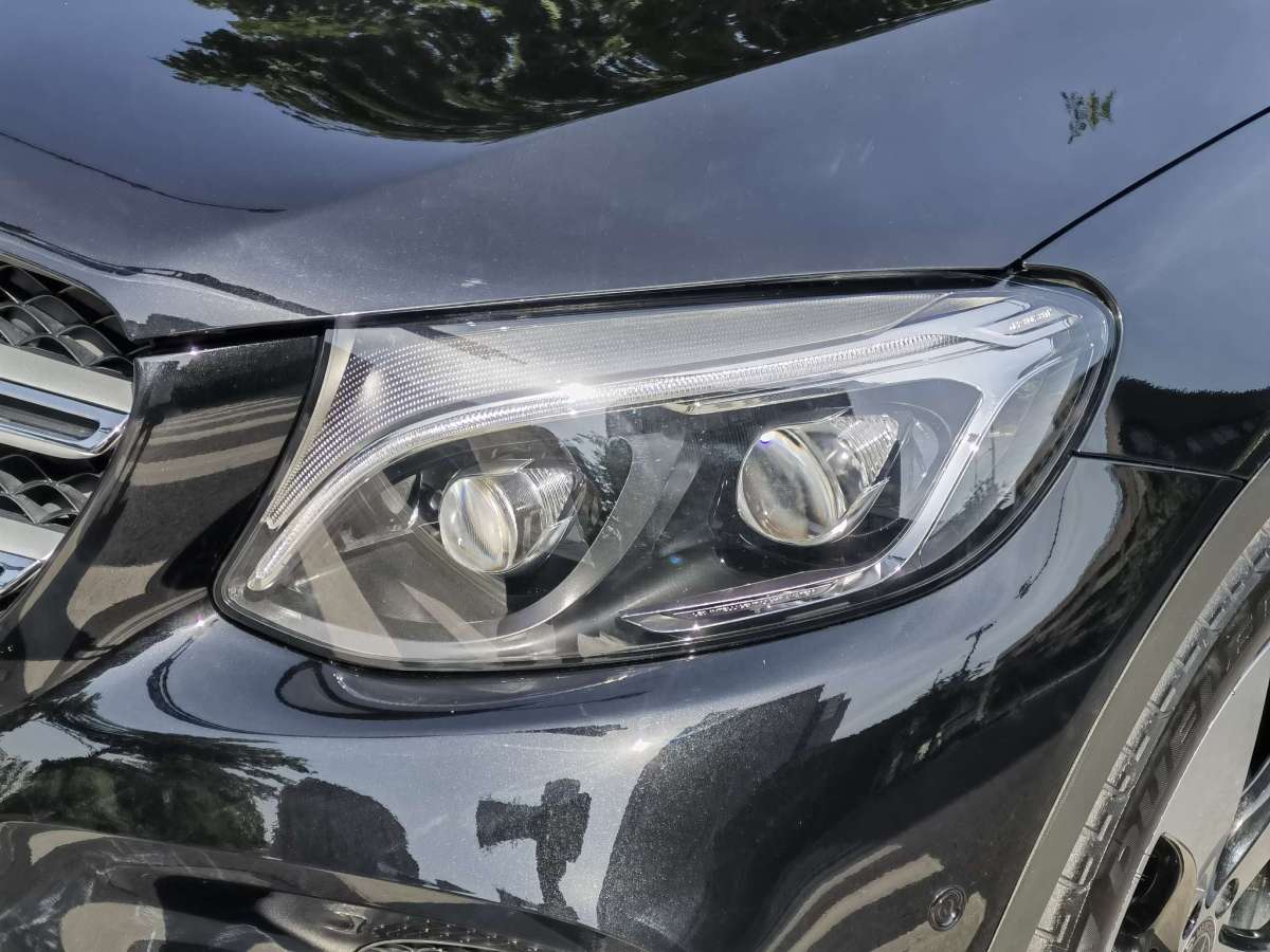 奔馳 奔馳GLC  2018款 改款 GLC 300 4MATIC 動感型圖片