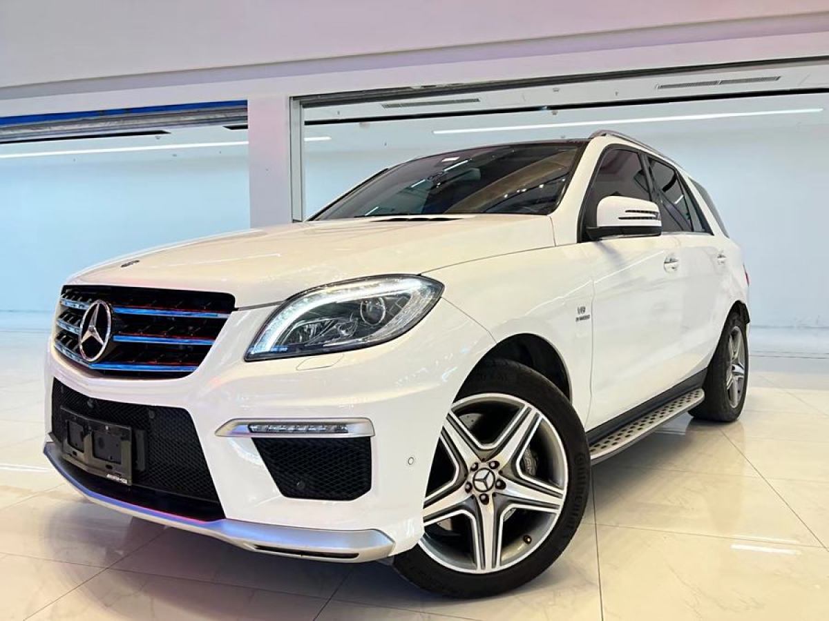 2013年3月奔馳 奔馳M級(jí)AMG  2014款 AMG ML 63