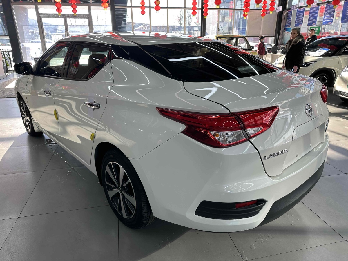 日產(chǎn) LANNIA 藍(lán)鳥(niǎo)  2021款 1.6L CVT炫酷版圖片