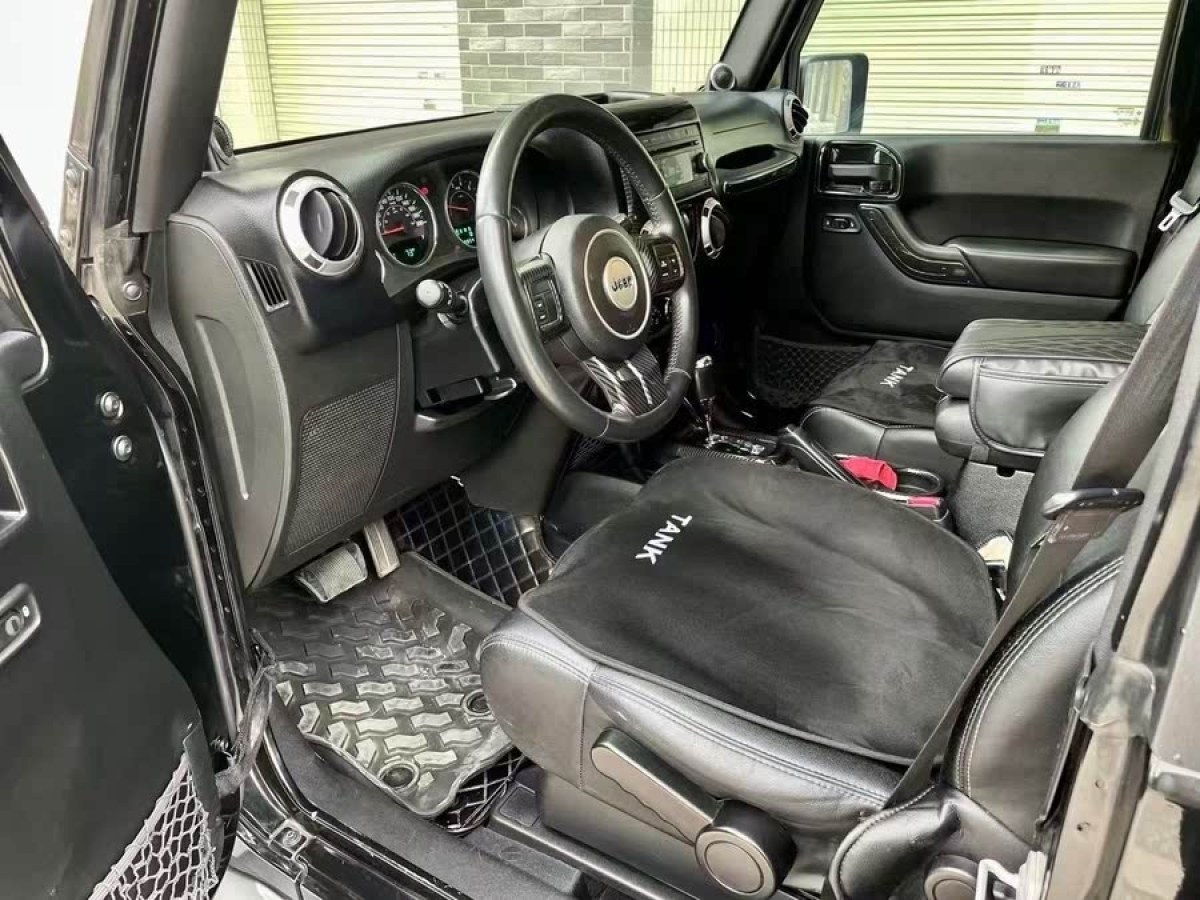Jeep 牧馬人  2012款 3.6L Rubicon 兩門版圖片