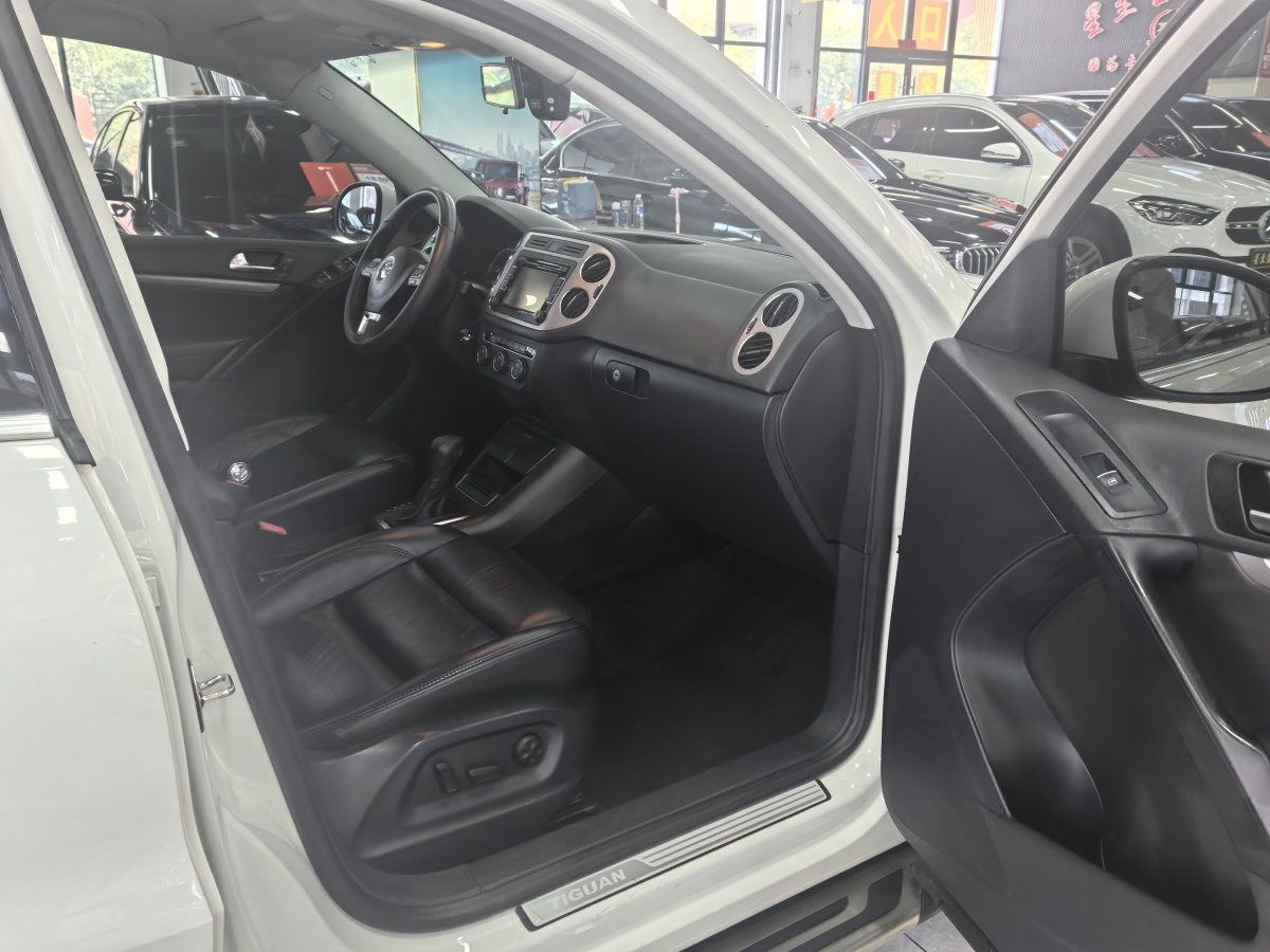 大眾 途觀  2013款 1.8TSI 自動(dòng)兩驅(qū)舒適版圖片
