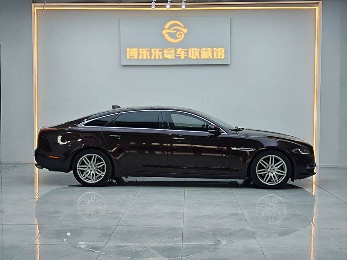 捷豹 XJ  2018款 XJL 3.0 SC 兩驅(qū)典雅商務(wù)版圖片