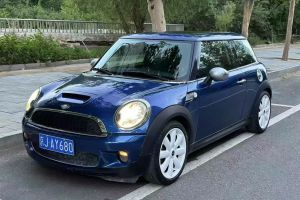 MINI MINI 1.6L COOPER CABRIO