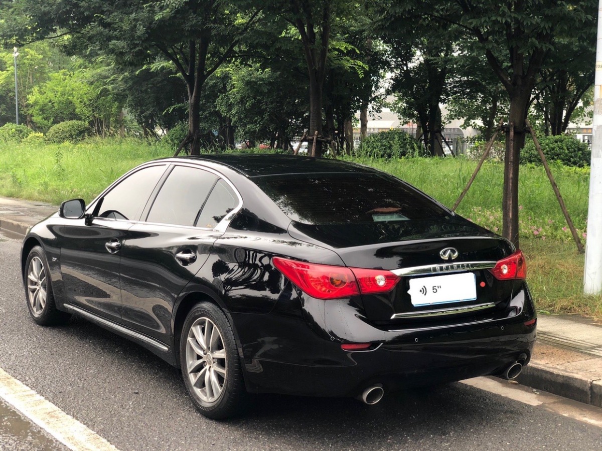 英菲尼迪 q50l 2016款 2.0t 悅享版圖片