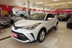 C-HR 豐田 雙擎 2.0L E-CVT舒適版