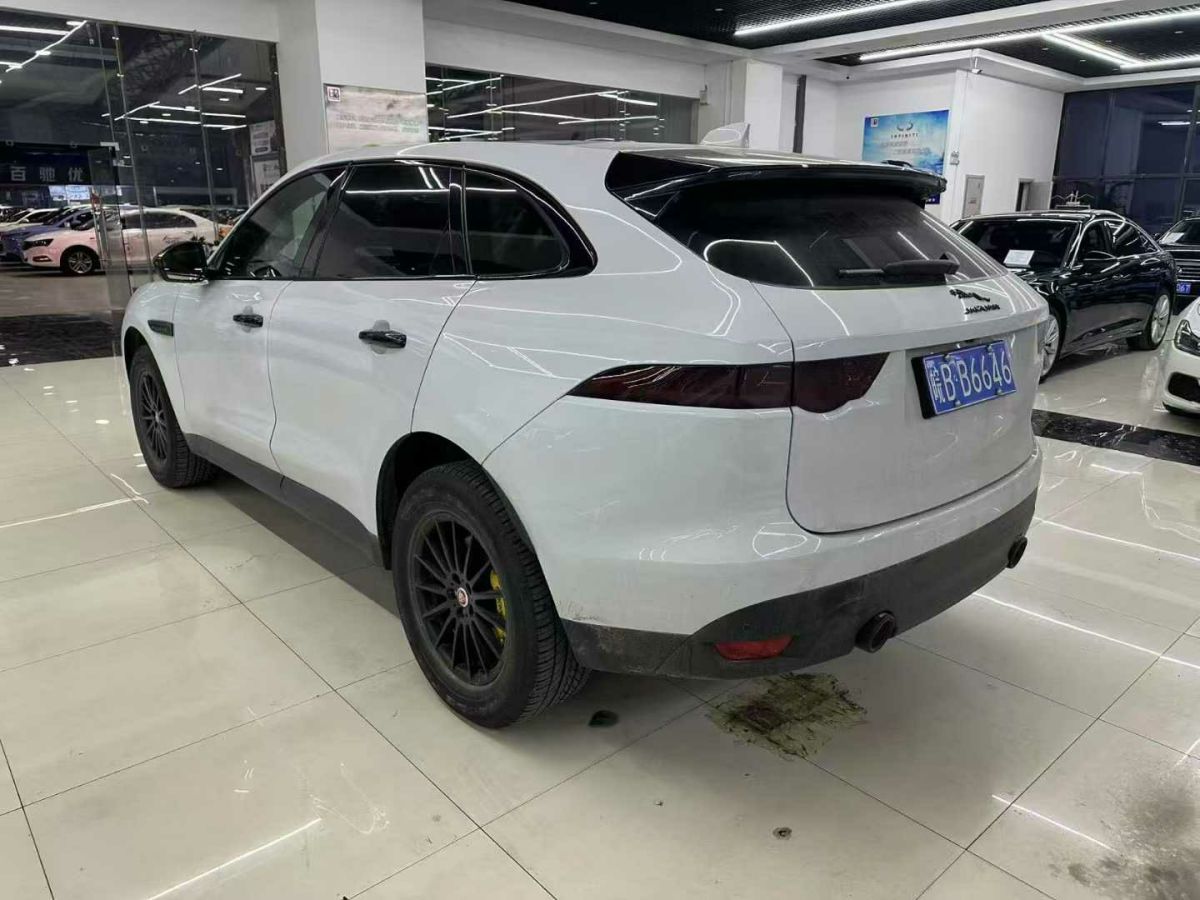 捷豹 XE  2019款 2.0T 300PS 四驅(qū)Landmark Edition圖片