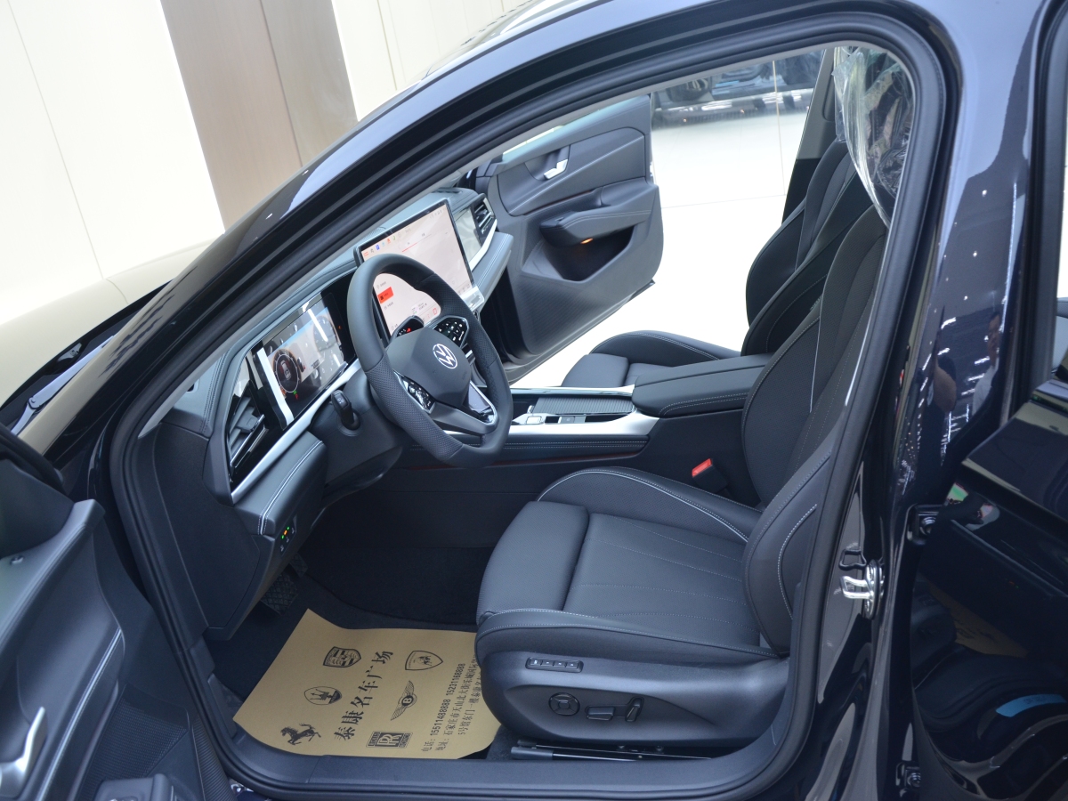 大眾 帕薩特  2025款 Pro 380TSI 星空龍運(yùn)版圖片