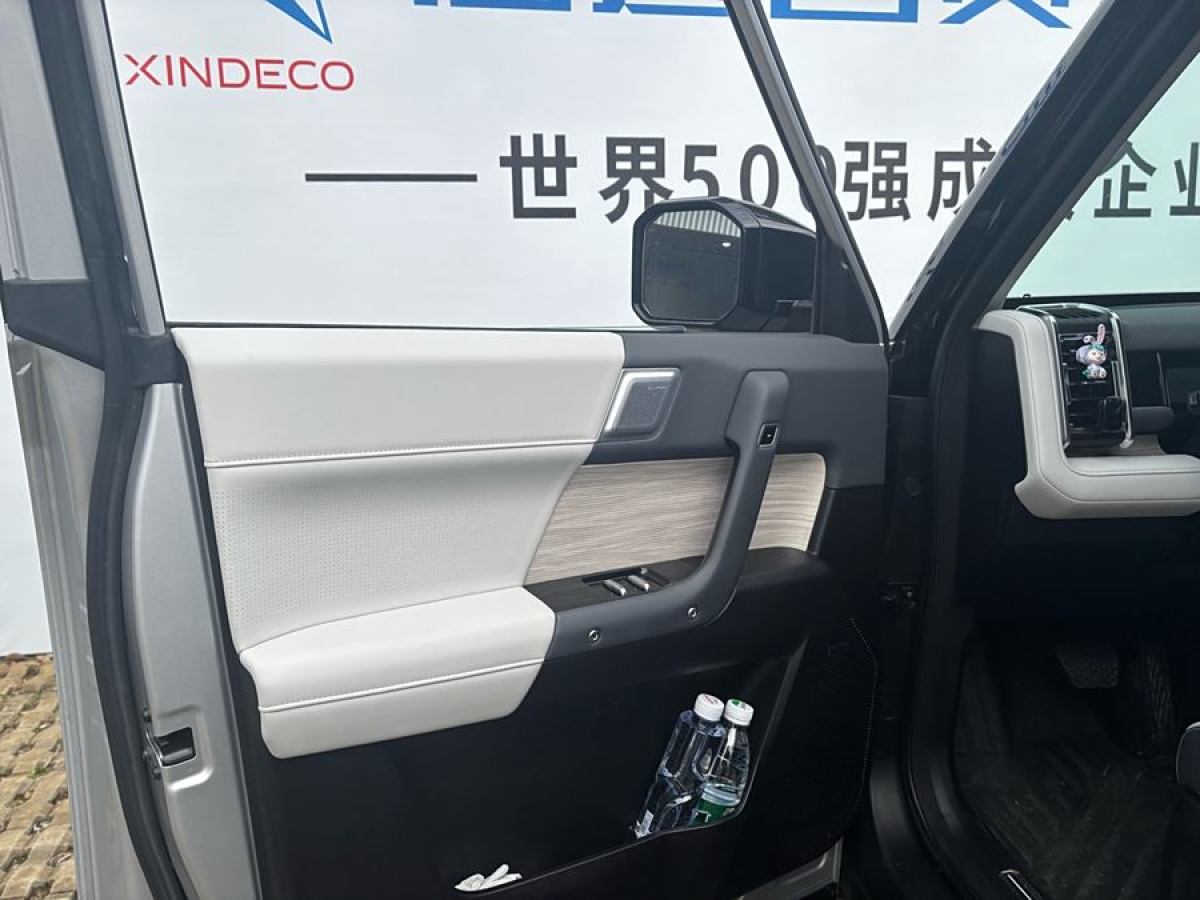 iCAR 奇瑞iCAR 03  2024款 472km 四驅(qū)長續(xù)航版圖片