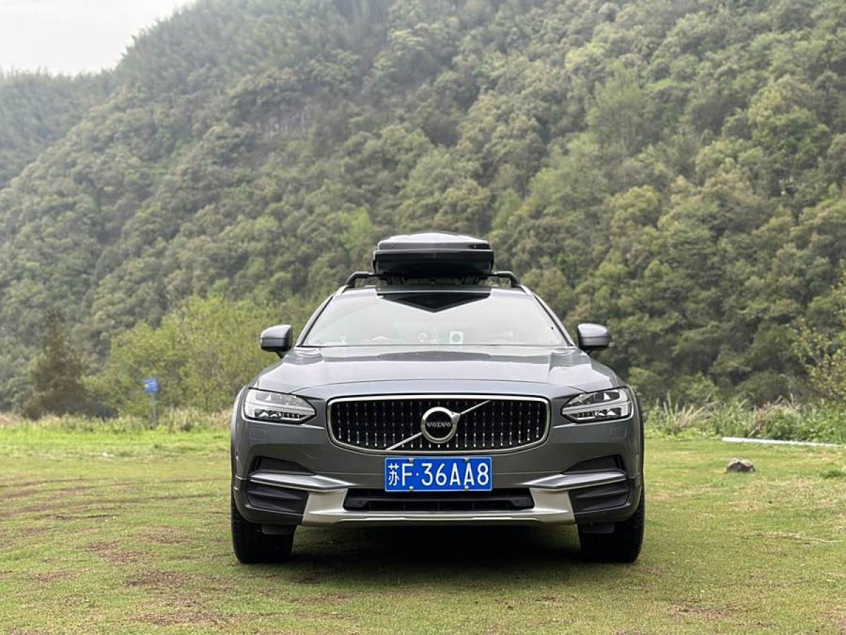 2018年6月沃爾沃 V90  2017款 Cross Country T5 AWD 智遠(yuǎn)版