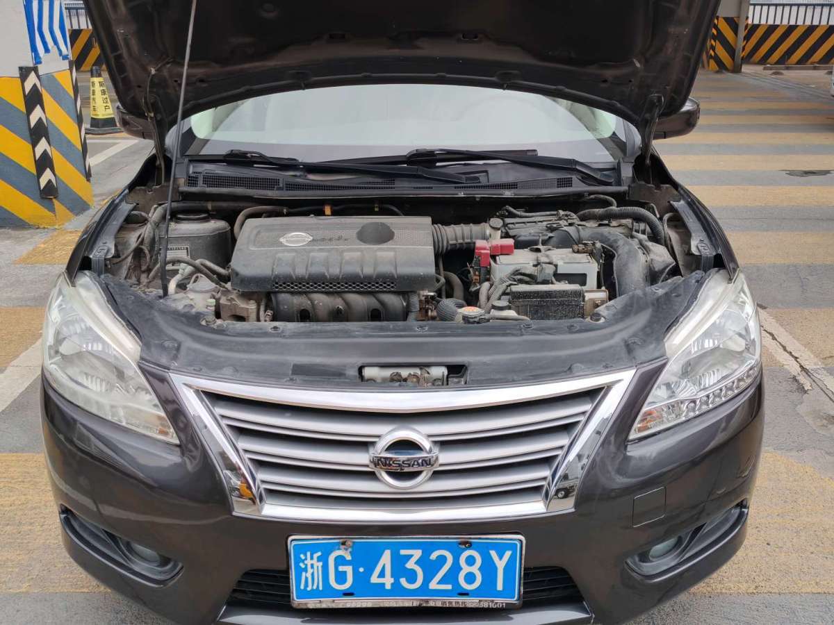 日產(chǎn) 軒逸  2012款 1.6XL CVT豪華版圖片