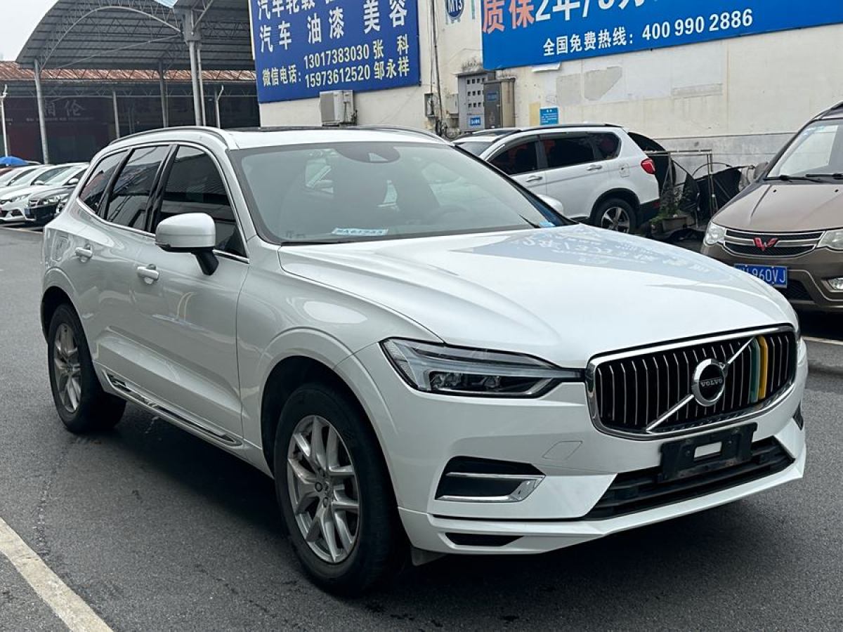 2020年12月沃爾沃 XC60  2021款 T5 四驅(qū)智逸豪華版