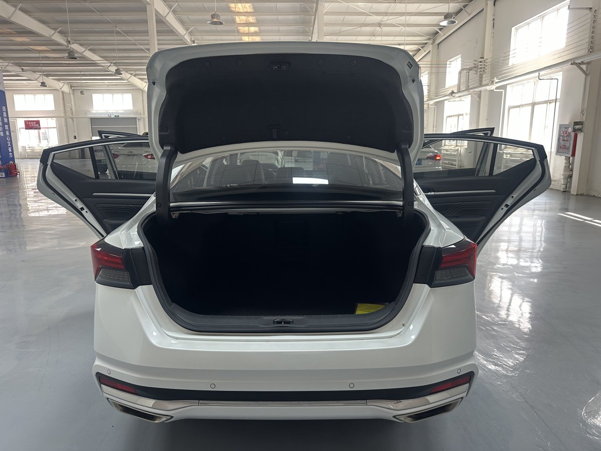 日產 天籟  2022款 2.0T XL 進享版圖片