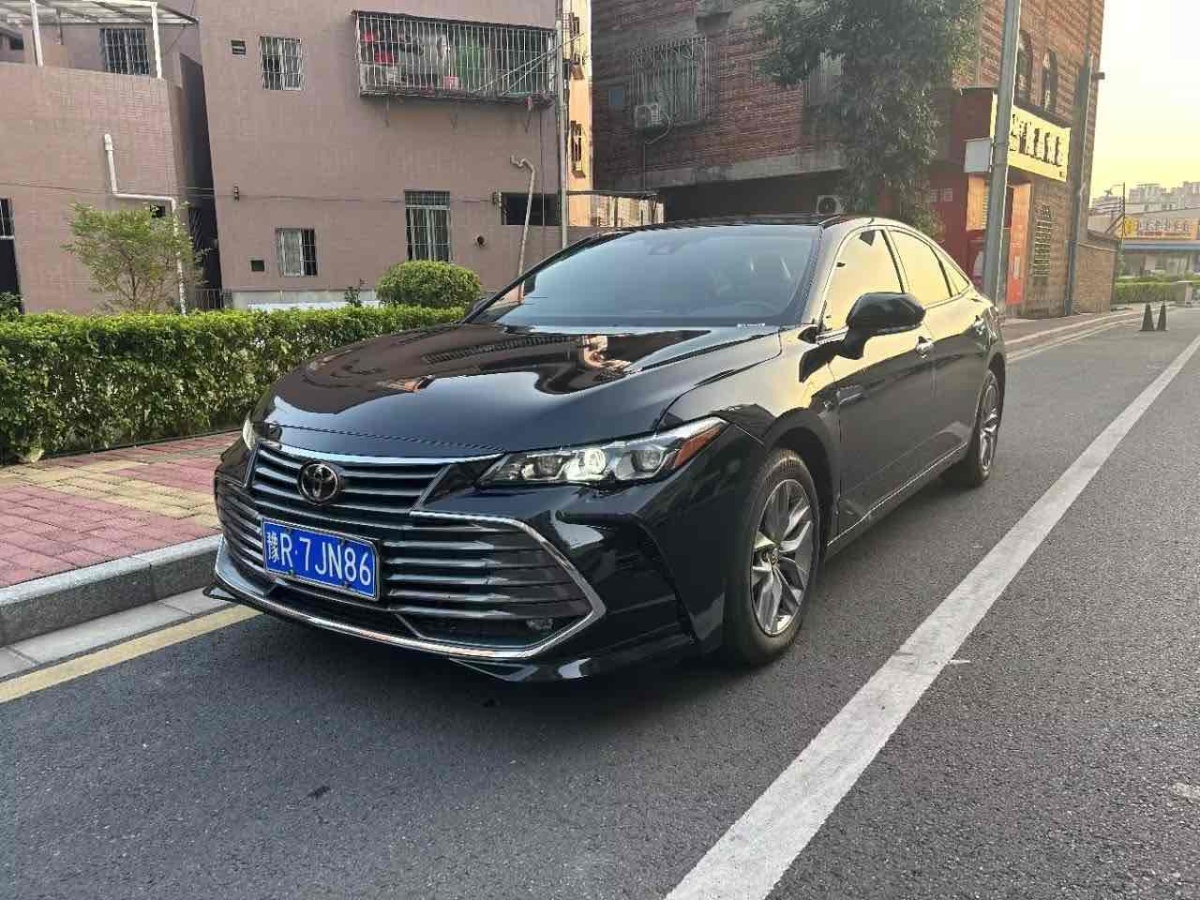 豐田 亞洲龍  2019款 2.0L 豪華版圖片