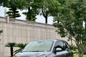 fortwo smart 0.9T 66千瓦耀钛度特别版