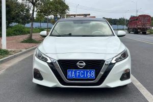 天籟 日產(chǎn) 2.0L XE 時尚版
