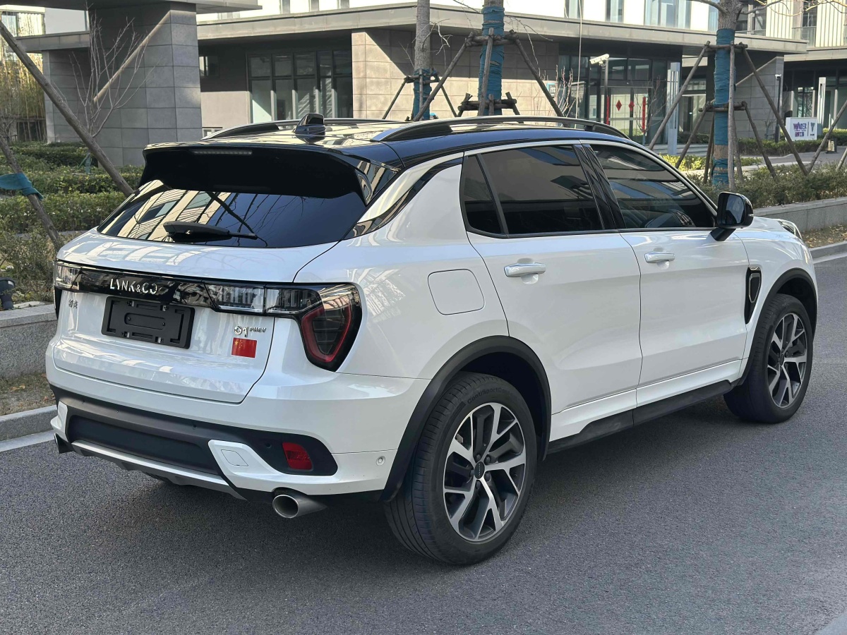 領(lǐng)克 領(lǐng)克01新能源  2019款 1.5T PHEV Pro圖片