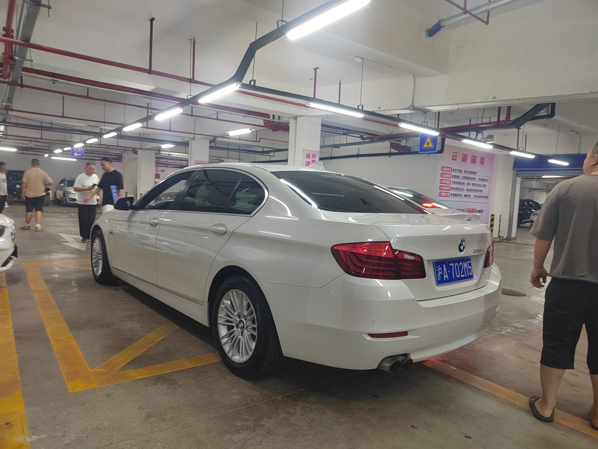 寶馬 寶馬5系  2014款 525Li 領(lǐng)先型圖片