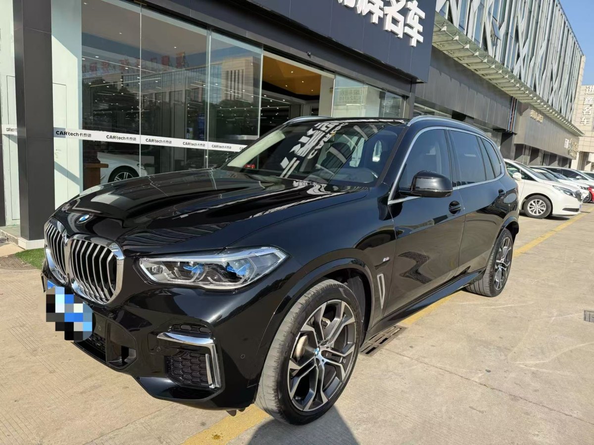 宝马 宝马X5  2022款 改款 xDrive 40Li 尊享型M运动套装图片