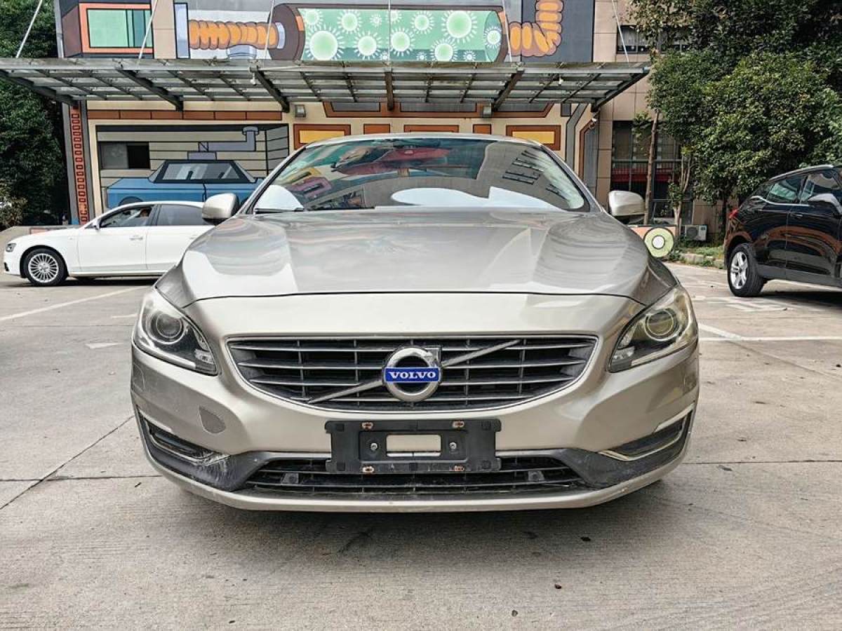 沃爾沃 S60  2016款 L 2.0T T4 智遠(yuǎn)版圖片