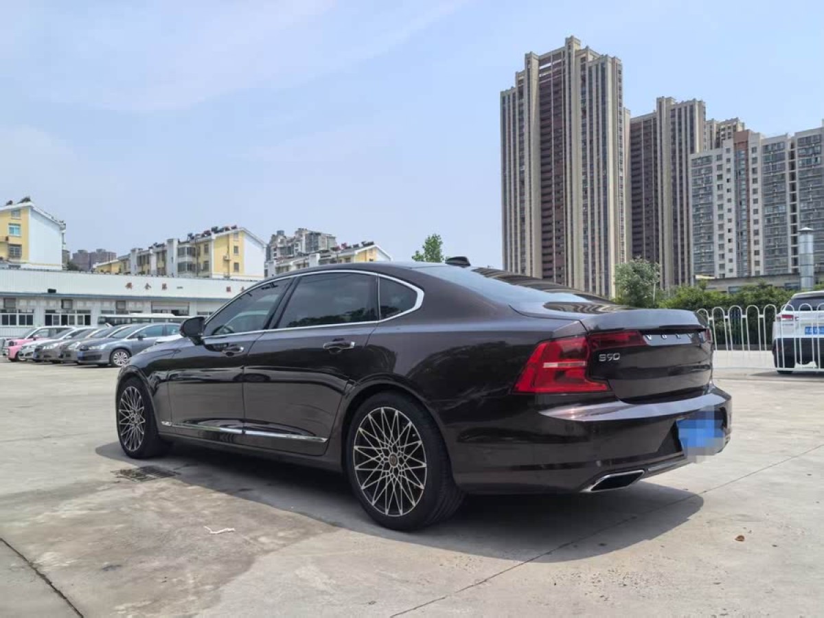 沃爾沃 S90  2018款 T5 智雅版圖片