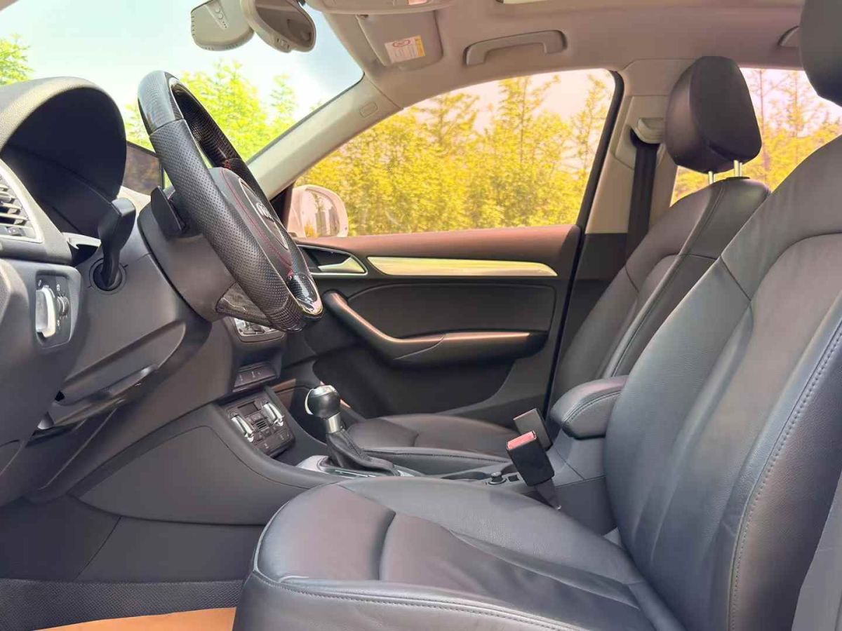 奧迪 奧迪Q3  2015款 Q3 2.0TFSI 35TFSI quattro 技術(shù)型圖片