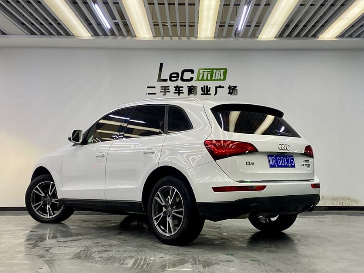 奧迪 奧迪Q5  2013款 40 TFSI 進(jìn)取型圖片