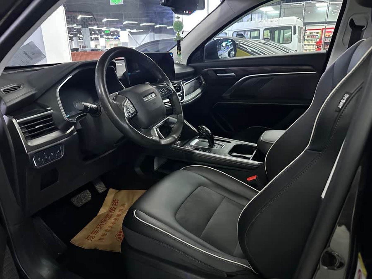 哈弗 H6  2022款 第三代 1.5T 自動(dòng)兩驅(qū)Pro圖片