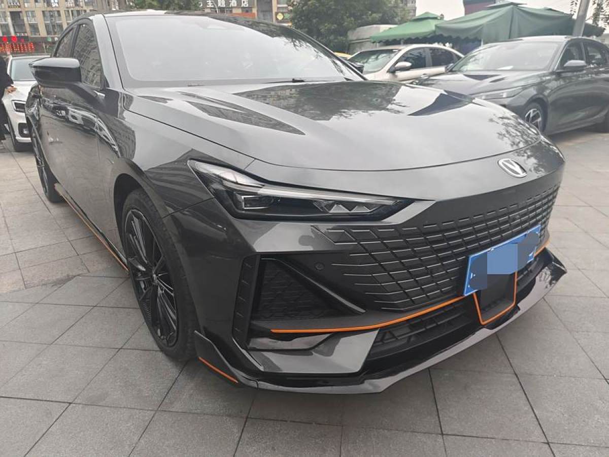 2023年9月長(zhǎng)安 長(zhǎng)安UNI-V  2023款 1.5T 尊貴型