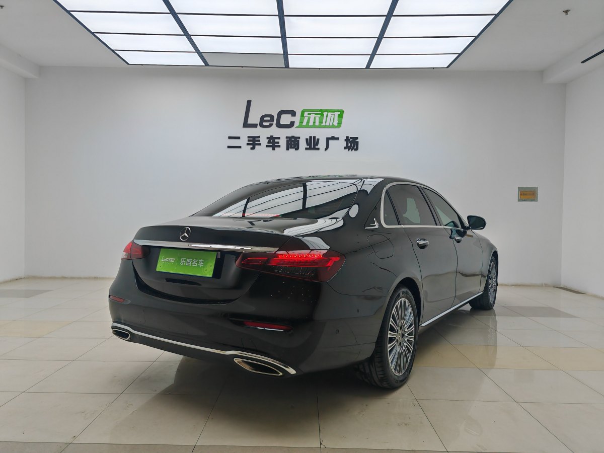 奔馳 奔馳E級(jí)  2023款 改款 E 300 L 豪華型圖片