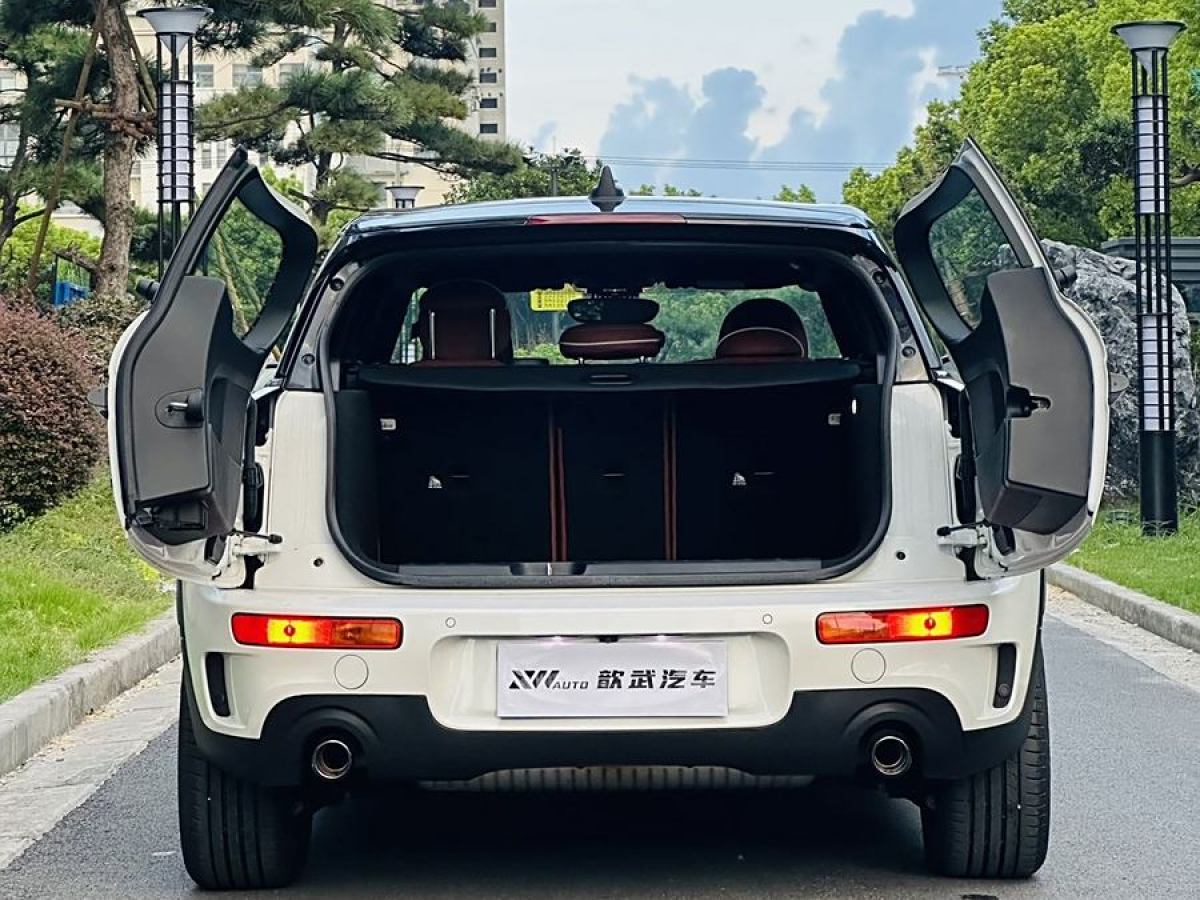 MINI CLUBMAN  2023款 改款 2.0T COOPER S 鑒賞家圖片