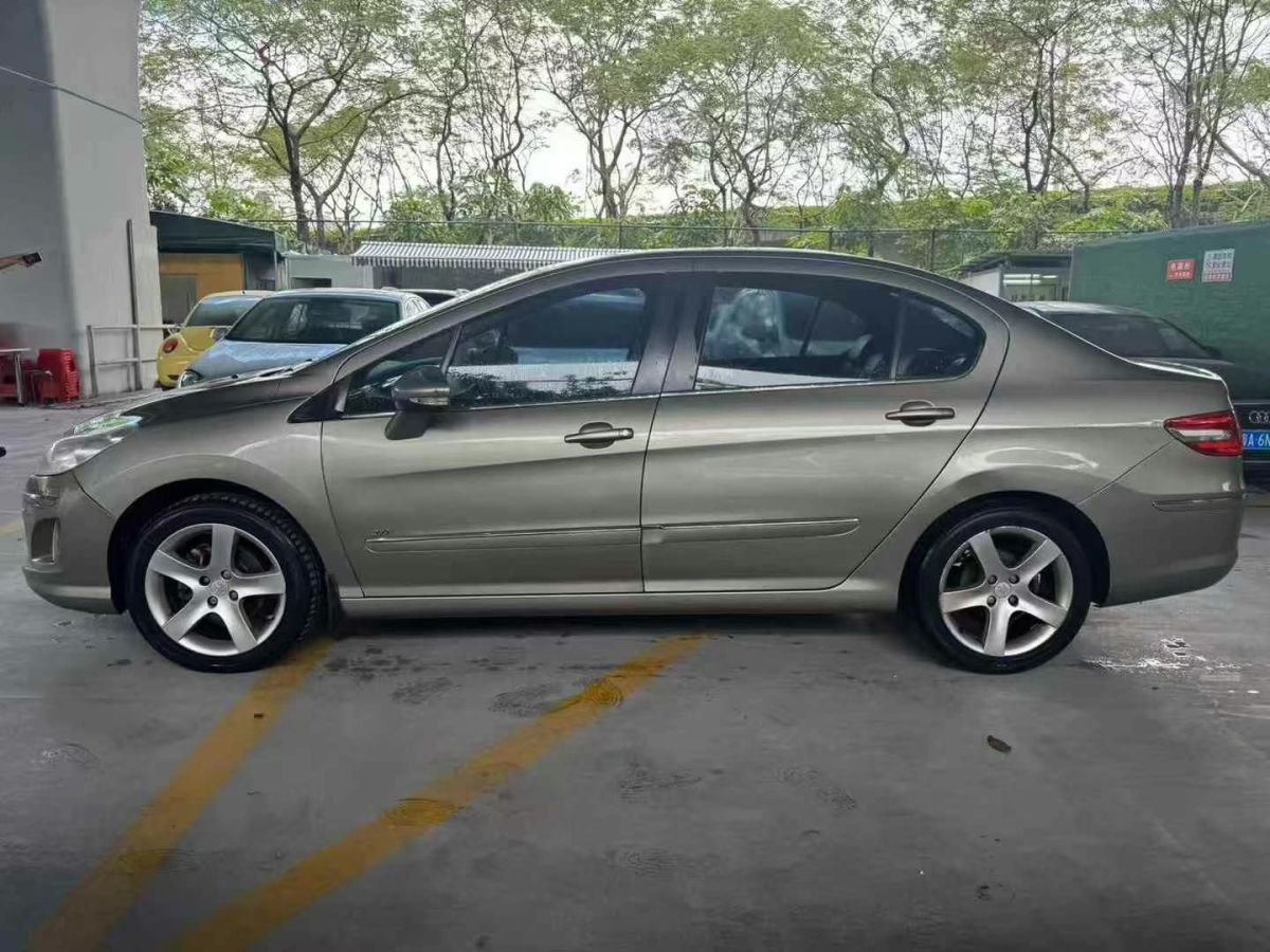 標(biāo)致 408  2013款 1.6L 手動(dòng)舒適版圖片