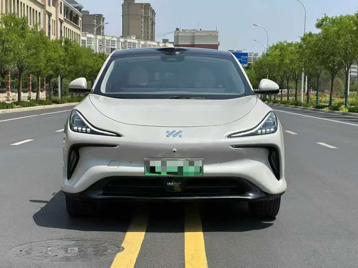 智己 智己LS6  2023款 Max 超長續(xù)航版圖片