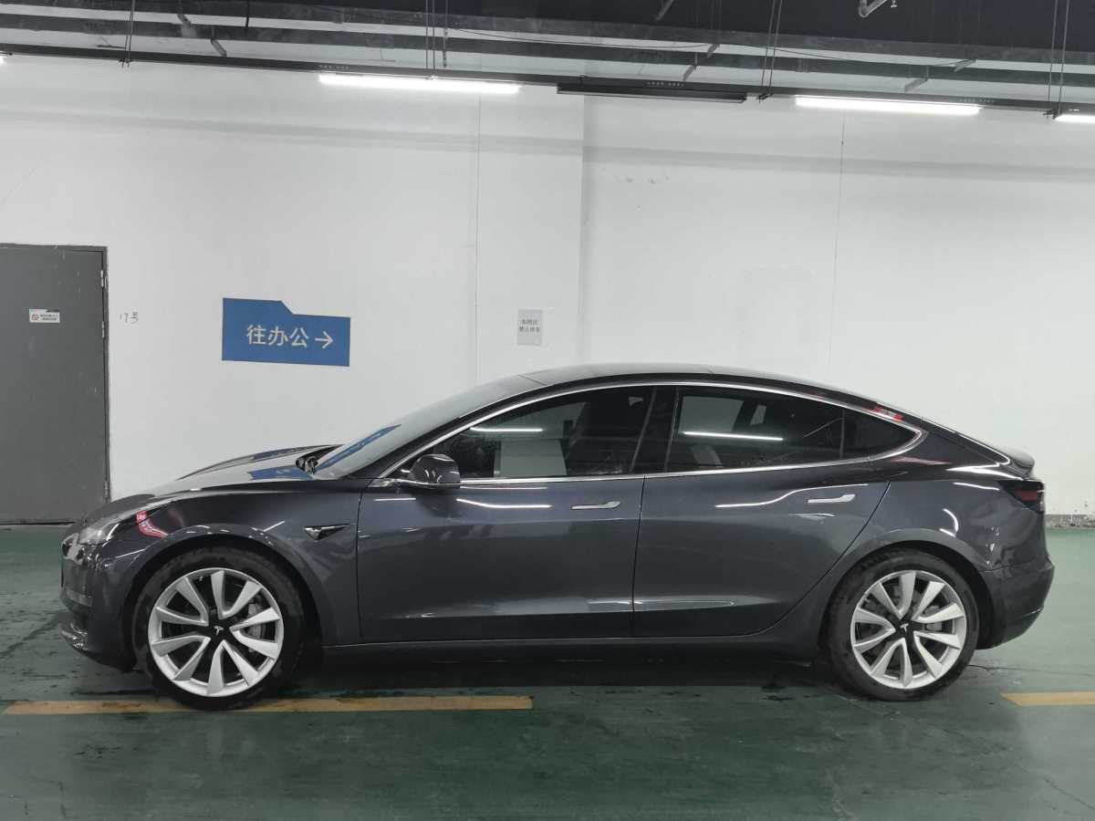 特斯拉 Model 3  2020款 改款 長(zhǎng)續(xù)航后輪驅(qū)動(dòng)版圖片