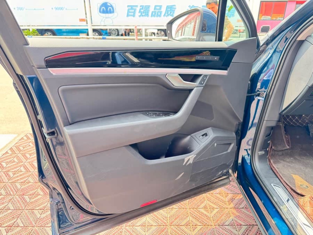 大眾 途銳  2023款 3.0TSI 銳享版 經(jīng)典運(yùn)動(dòng)套裝圖片