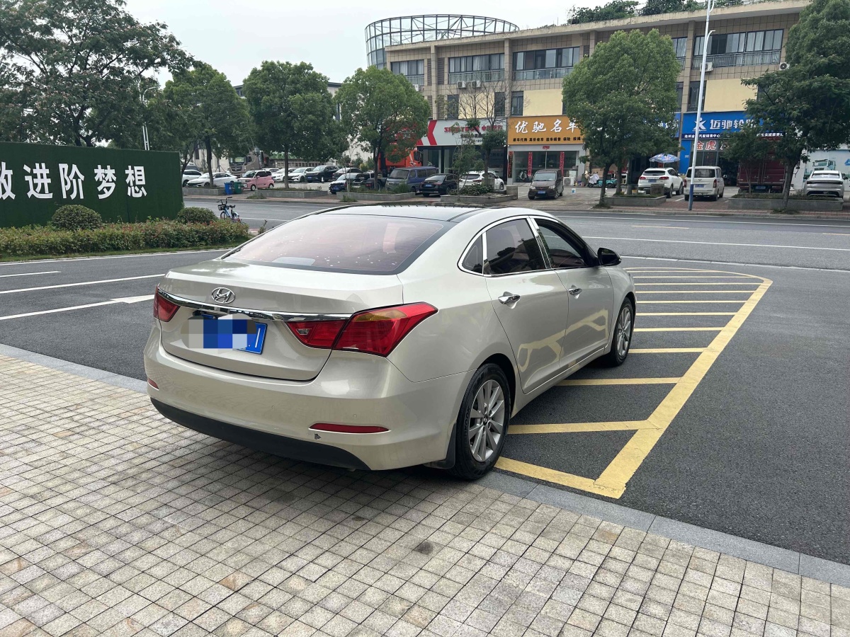 現(xiàn)代 名圖  2014款 1.8L 自動智能型GLS圖片