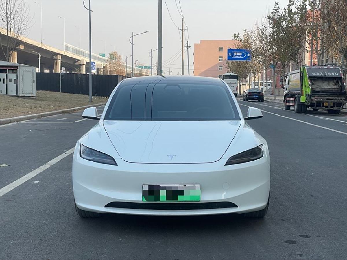 特斯拉 Model Y  2023款 后輪驅(qū)動版圖片