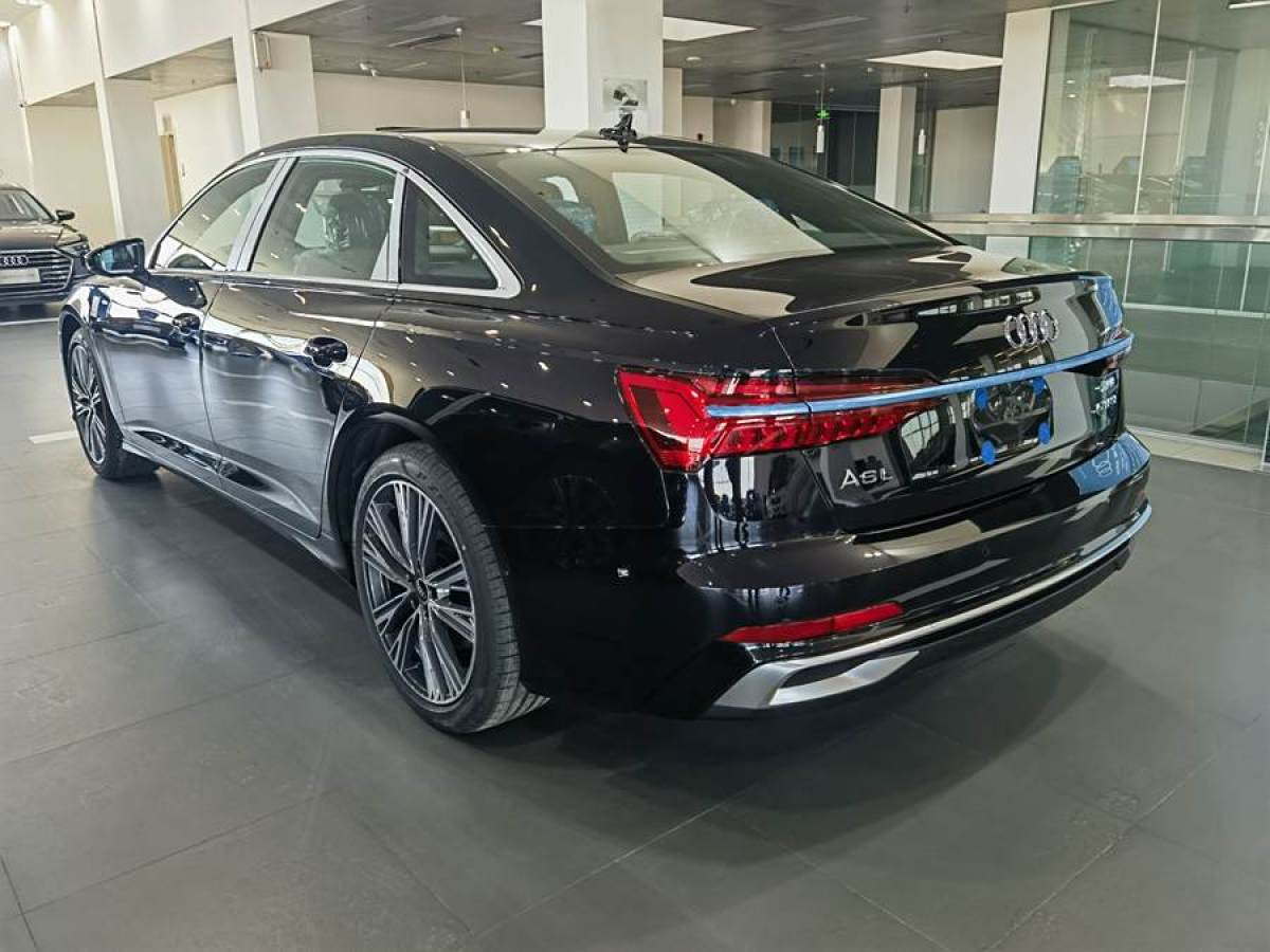 奧迪 奧迪A6L  2025款 45 TFSI 臻選動感型圖片