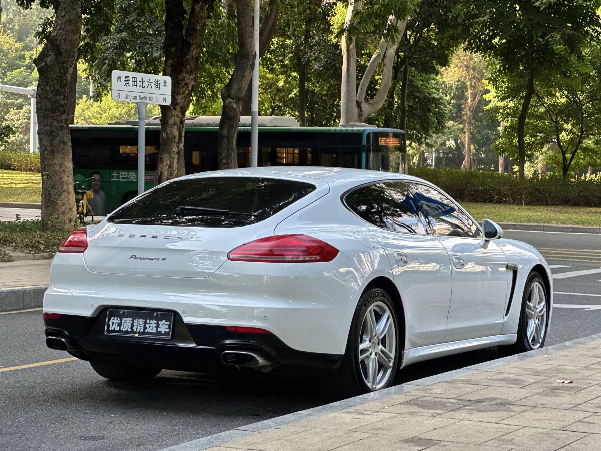 2013年11月保時(shí)捷 Panamera  2014款 Panamera 4 3.0T