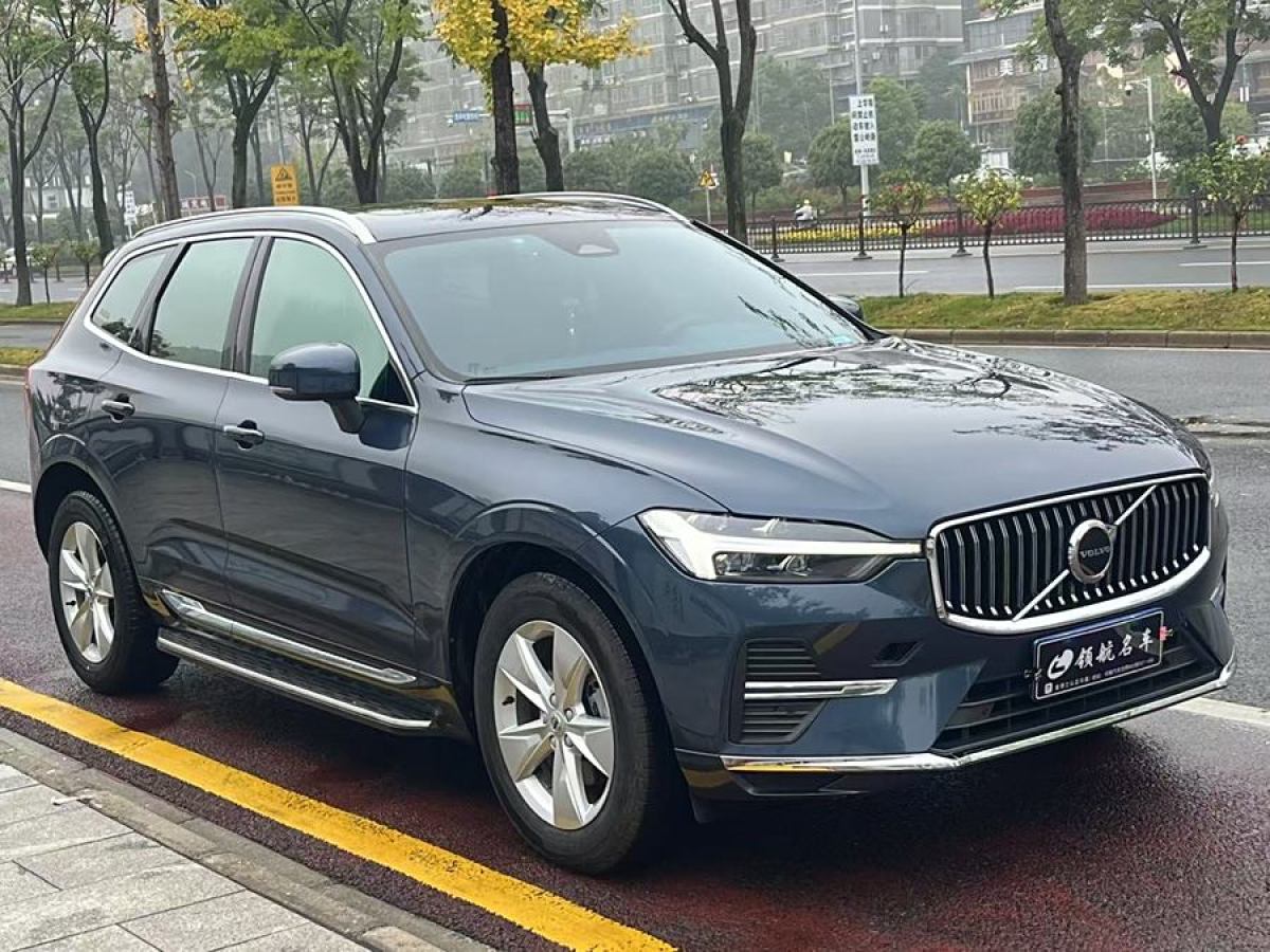 沃爾沃 XC60  2022款 B5 四驅(qū)智逸豪華版圖片